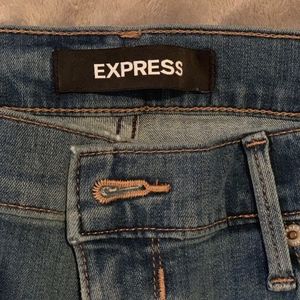 Mid Rise Distressed Ankle Jean Leggings